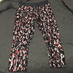 Nike crop leggings size small
